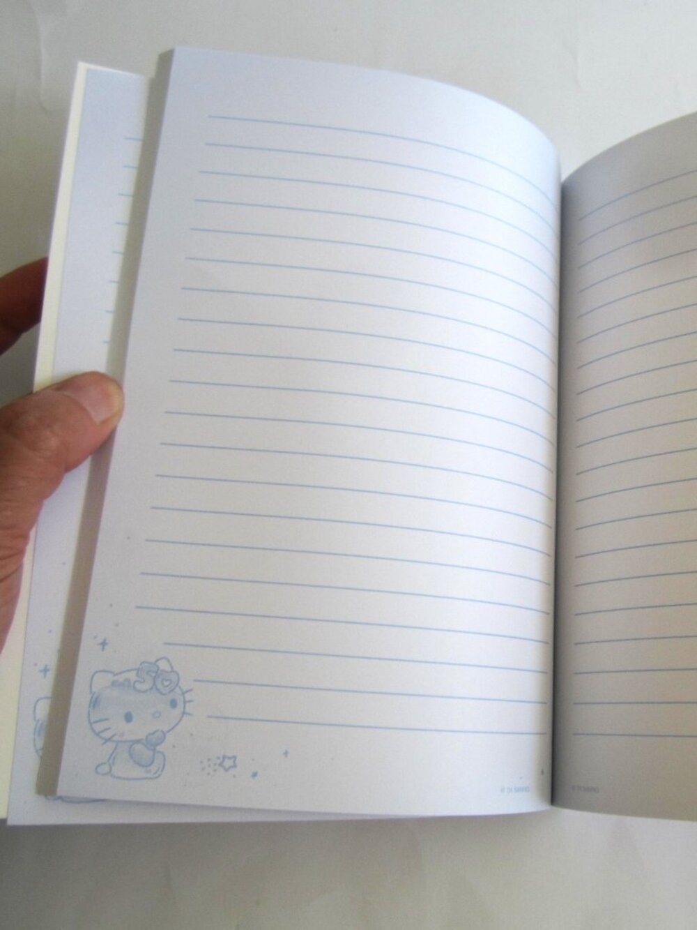 Hello Kitty Pink Gradient 50th Anniversary Edition Notebook Journal Stationery - Picture 4 of 7